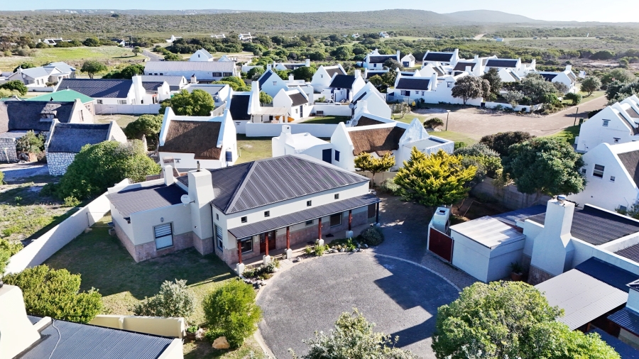 3 Bedroom Property for Sale in Struisbaai Western Cape